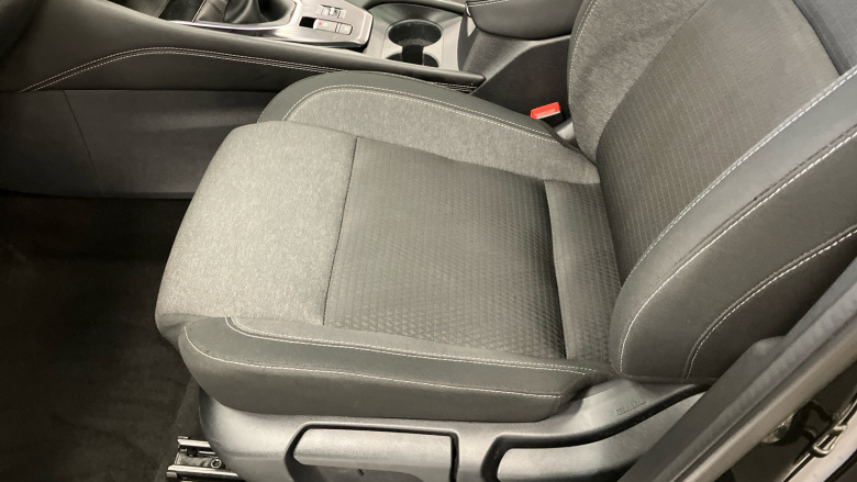 Nissan Qashqai 1.3 DiG-T MH N-Connecta 5dr Petrol Hatchback